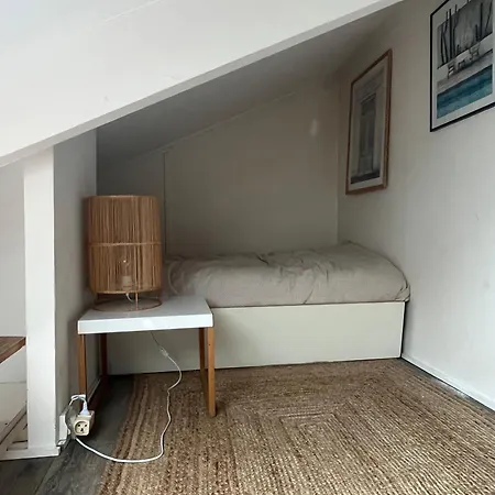 Charmand 40m2 Sous Les Toits Parisiens * Paris