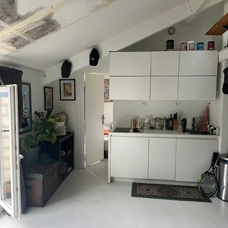 Charmand 40m2 Sous Les Toits Parisiens Apartamento *